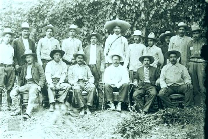 Nova, 38 — Escort in Division del Norte (Santa Rosa), Mexico