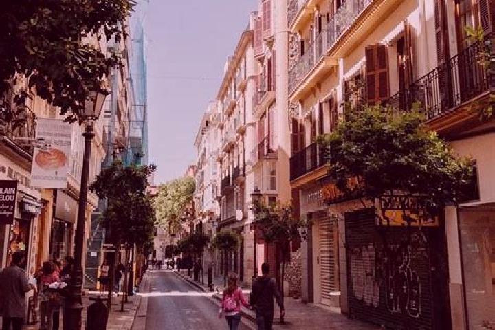 Nova, 38 — Escort in Roa, Spain