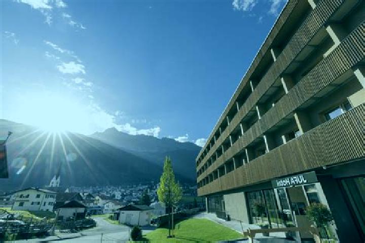 Nova, 38 — Escort in Savognin, Switzerland