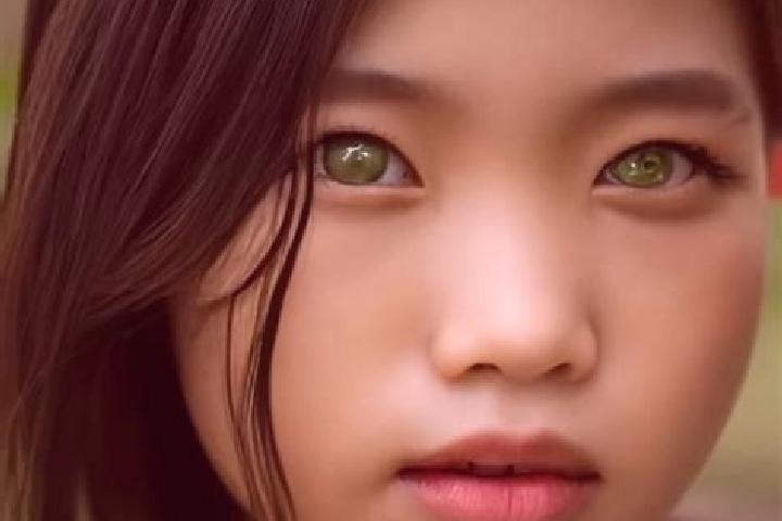 Nova, 39, a black green-eyed asian companion based in Yakhroma. Offering Striptease, Domination, CIM. Available for incall and outcall, day and evening dates.
