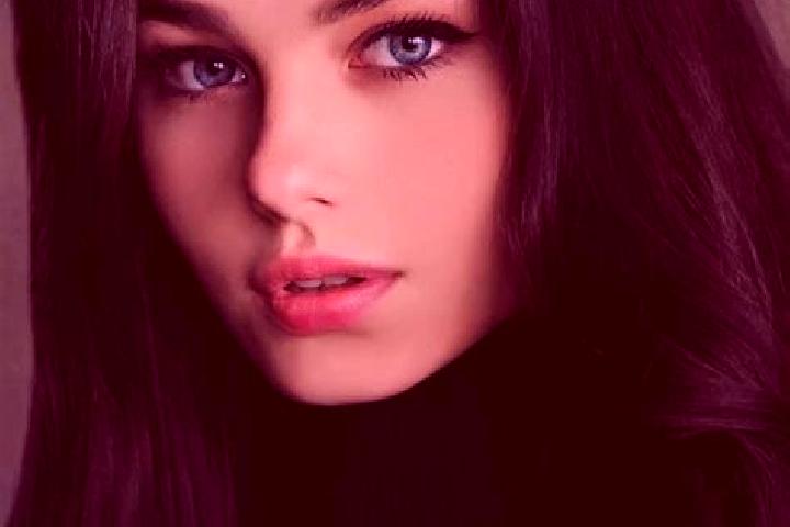 Nova, 39, a brunette blue-eyed indian companion based in Elterlein. Offering BDSM, GFE, Prostate Massage. Available for incall and outcall, day and evening d...
