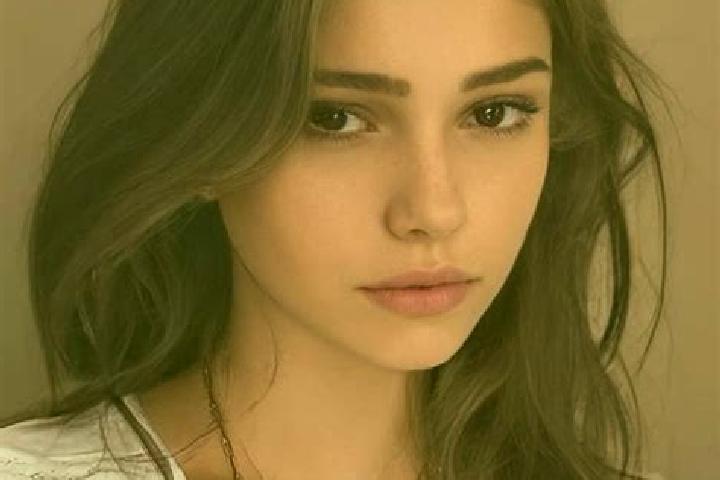 Nova, 39, a chestnut grey-eyed slavic companion based in Pachascucho. Offering GFE, Duos, Fetish. Available for incall and outcall, overnight bookings availa...