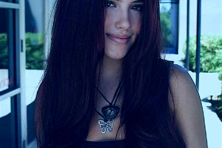 Olivia, 20, a auburn dark-eyed indian companion based in Torelli-Torrette. Offering Domination, Travel Companion, Party Girl, Girlfriend Experience, Tantra. ...