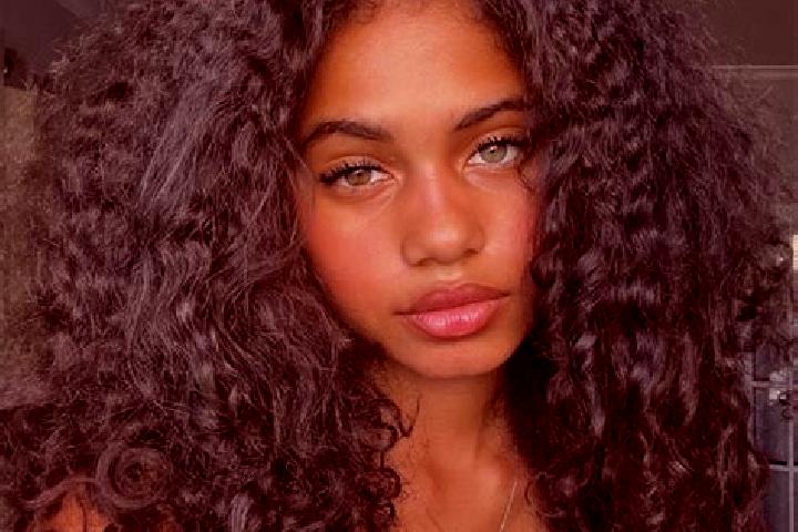 Olivia, 20, a black dark-eyed ebony companion based in Floecking. Offering Travel Companion, Deep French Kissing, A-Level, Striptease. Available for incall a...