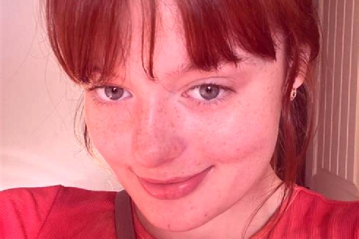 Olivia, 20, a red brown-eyed slavic companion based in Nana. Offering Overnight, GFE, Dinner Date, BDSM. Available for incall and outcall, day and evening da...