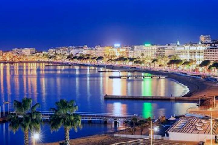 Olivia, 20 — Escort in Cannes, France