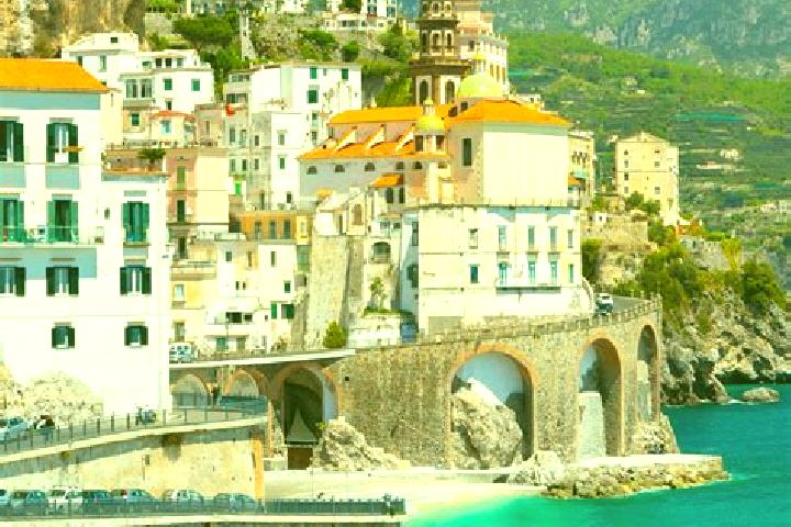 Olivia, 20 — Escort in Paduli, Italy