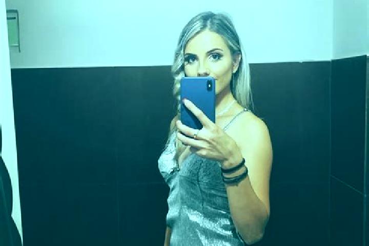 Olivia, 20 — Escort in Sarmasel-Gara, Romania