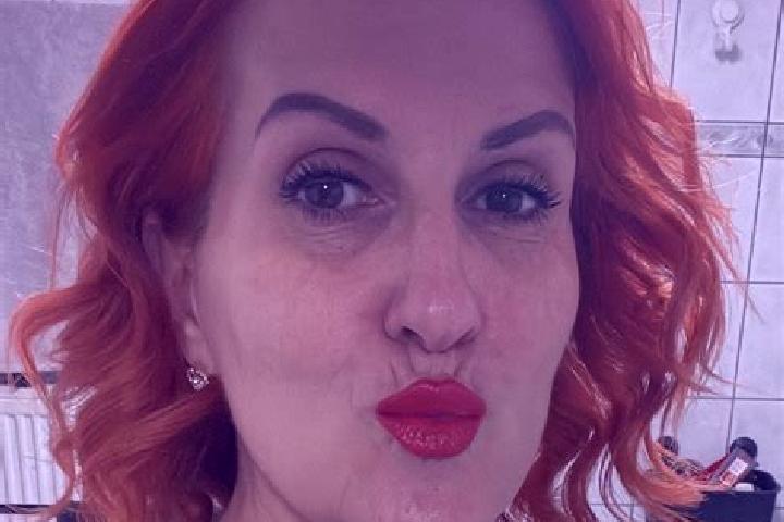 Olivia, 20 — Escort in Theys, France