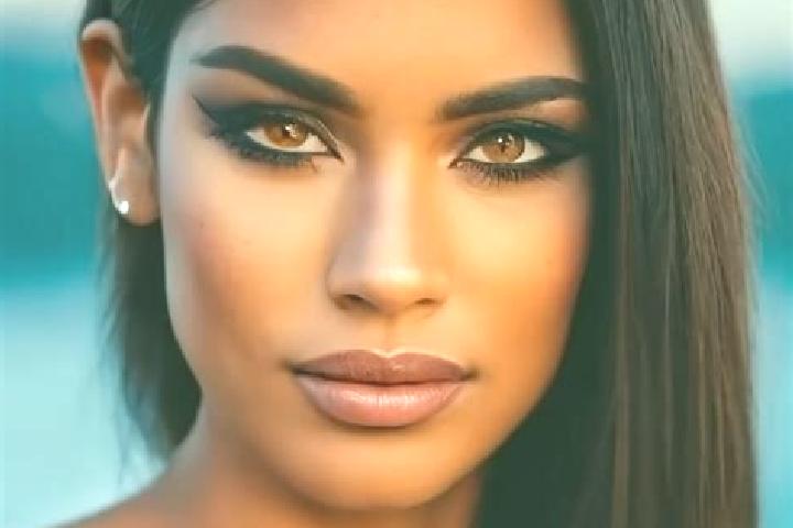 Olivia, 21, a auburn brown-eyed latina companion based in Nepopualco. Offering Massage, 69, Fetish. Available for incall and outcall, day and evening dates.