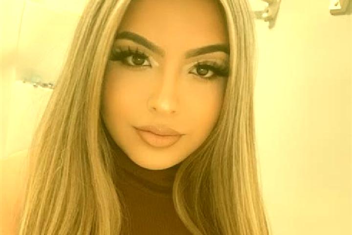 Olivia, 21, a blonde brown-eyed latina companion based in Segbwema. Offering Erotic Massage, Striptease, Tantra, Duos, Couples. Available for incall and outc...