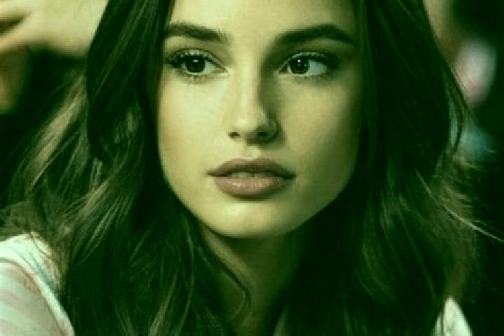 Olivia, 21, a brunette brown-eyed mixed companion based in Marholm. Offering Deep French Kissing, Couples, Domination, OWO, Tantra. Available for incall and ...