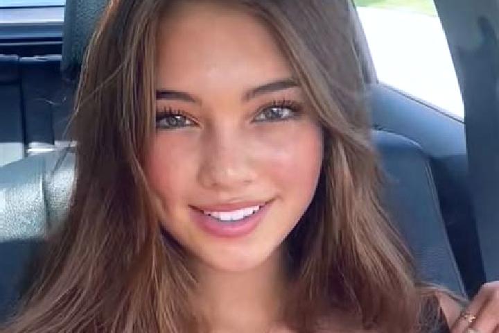 Olivia, 21, a brunette grey-eyed ebony companion based in Forest. Offering Duos, OWO, CIM, Prostate Massage. Available for incall and outcall, day and evenin...