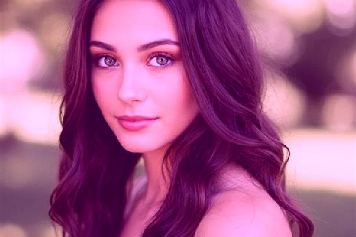 Olivia, 21, a brunette hazel-eyed middle eastern companion based in Fessy. Offering OWO, CIM, Tantra. Available for incall and outcall, day and evening dates.