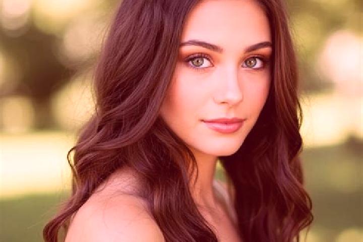 Olivia, 21, a brunette hazel-eyed mixed companion based in Mactaggart. Offering 69, Duos. Available for incall and outcall, overnight bookings available.