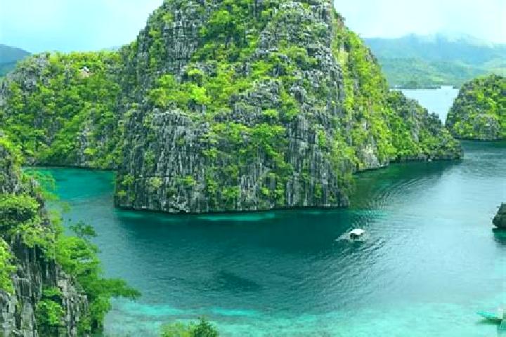 Olivia, 21 — Escort in Dicabisagan, Philippines