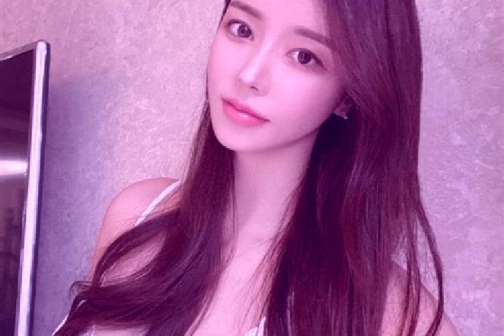 Olivia, 21 — Escort in Hongsipu, China