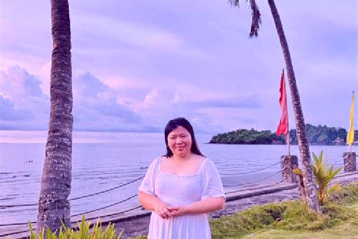 Olivia, 21 — Escort in Mianay, Philippines