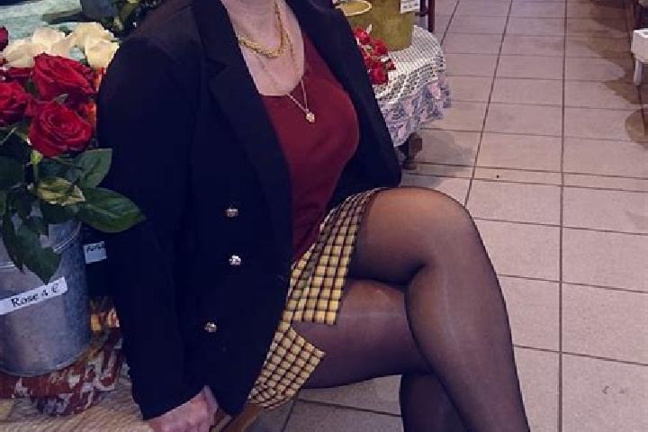 Olivia, 21 — Escort in Ober-Morlen, Germany