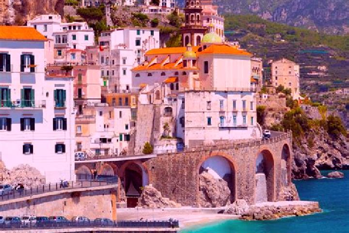 Olivia, 21 — Escort in Tonara, Italy