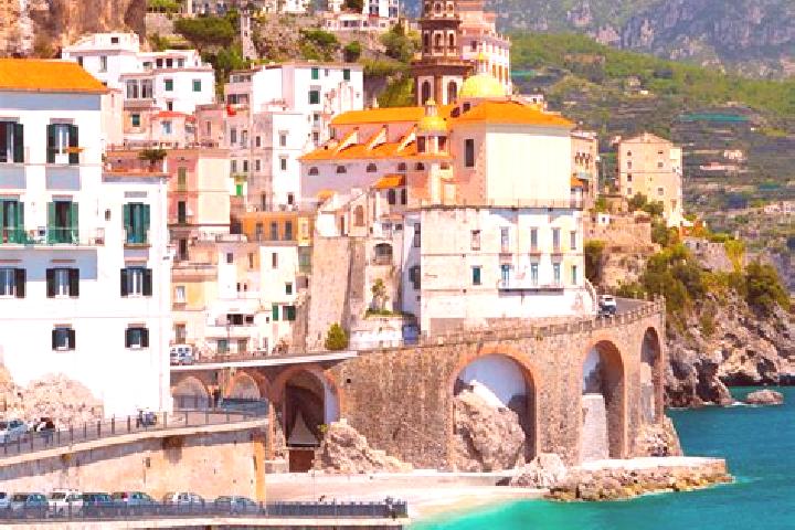 Olivia, 21 — Escort in Veruno, Italy