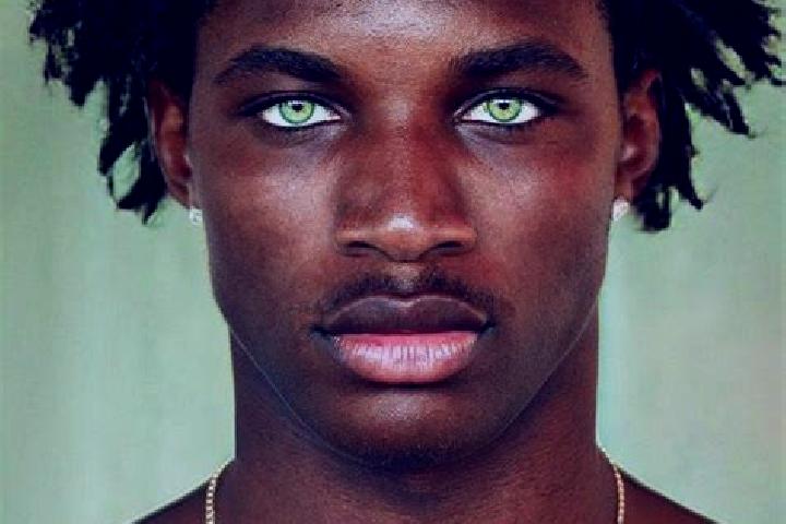 Olivia, 22, a black green-eyed european companion based in Sainte-Blandine. Offering Party Girl, Tantra, Overnight, Duos. Available for incall and outcall, o...