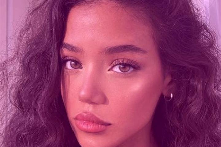 Olivia, 22, a red brown-eyed ebony companion based in Chamarande. Offering CIM, GFE. Available for incall and outcall, overnight bookings available.