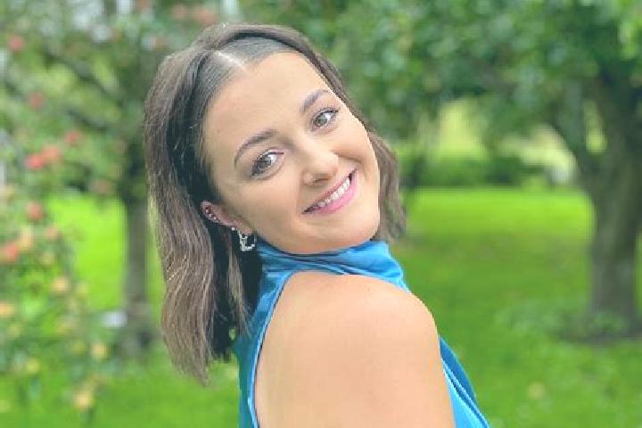 Olivia, 22 — Escort in Johnsonville, New Zealand