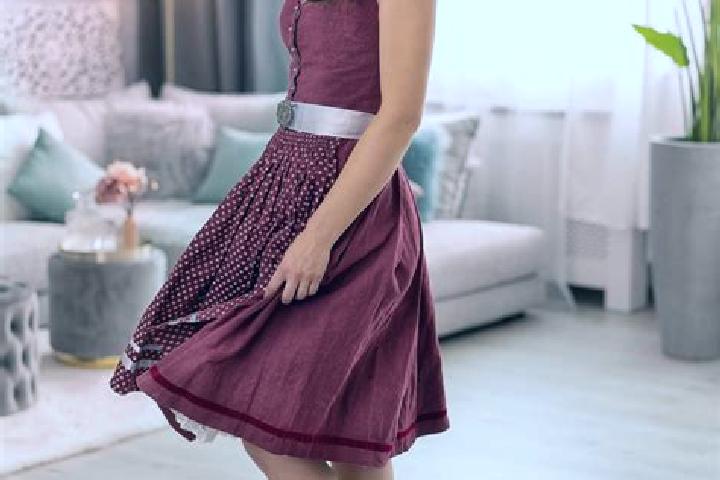 Olivia, 22 — Escort in Parkton, Canada