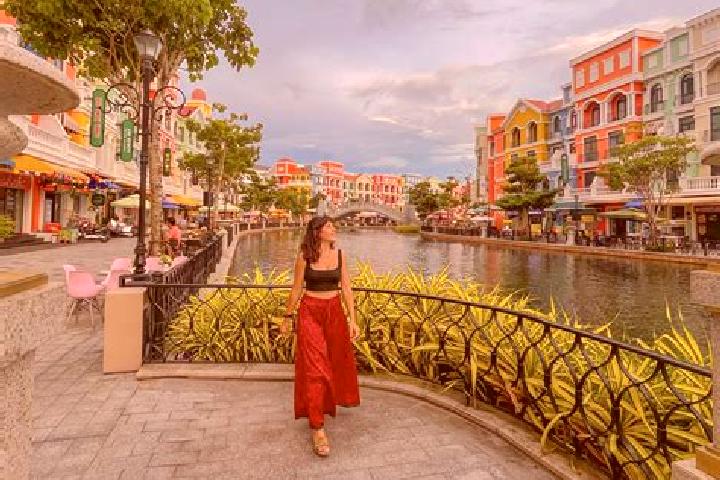 Olivia, 22 — Escort in Thi Tran Phu My, Vietnam
