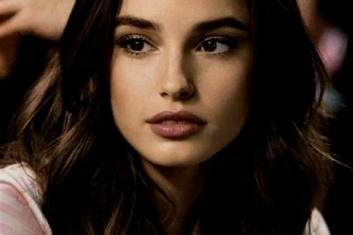 Olivia, 23, a brunette brown-eyed slavic companion based in El Terrero. Offering 69, Overnight, Striptease, BDSM. Available for incall and outcall, day and e...
