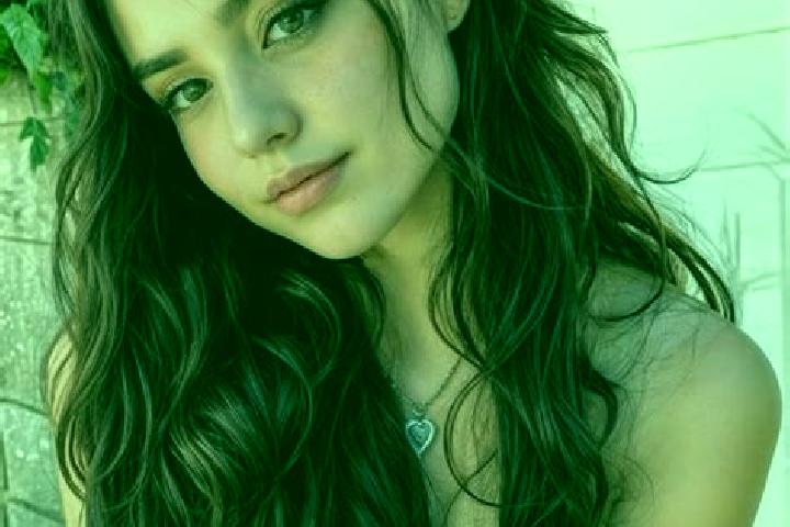 Olivia, 23, a red amber-eyed middle eastern companion based in Luckey. Offering OWO, Massage, Dinner Date, A-Level. Available for incall and outcall, overnig...