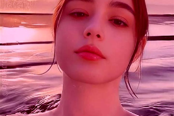 Olivia, 23 — Escort in Bada, Russia