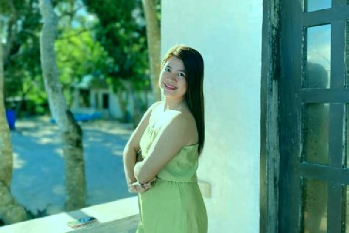 Olivia, 23 — Escort in Dumalneg, Philippines