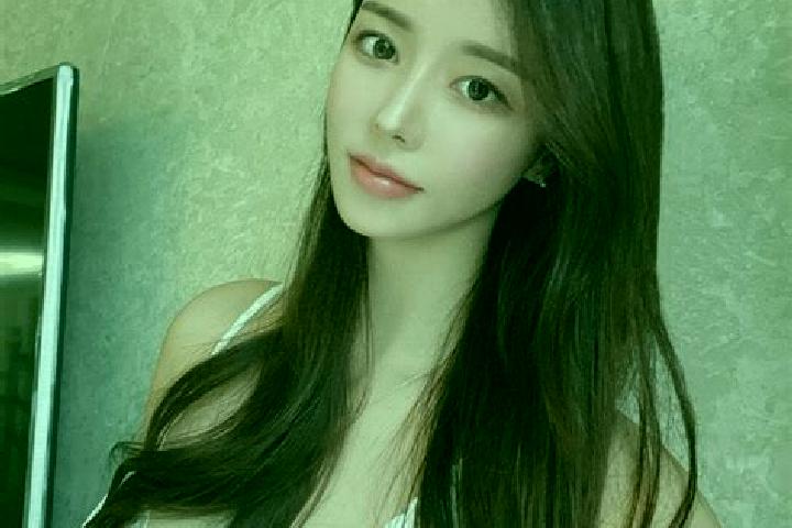 Olivia, 23 — Escort in Putou, China