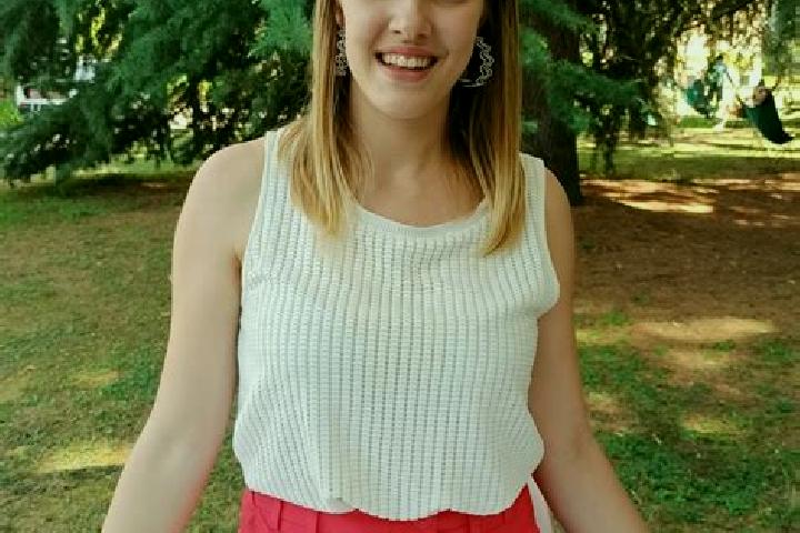 Olivia, 23 — Escort in San Martino Alfieri, Italy