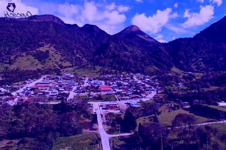 Olivia, 23 — Escort in Tumbabiro, Ecuador