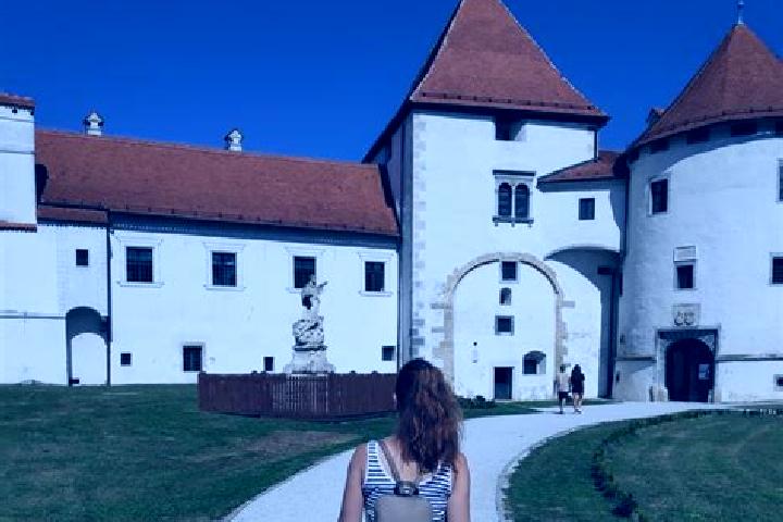 Olivia, 23 — Escort in Varazdin, Croatia