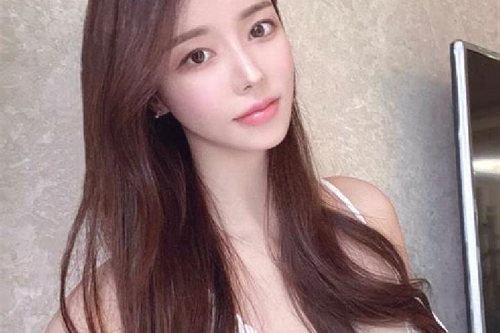 Olivia, 23 — Escort in Zhaiwu, China