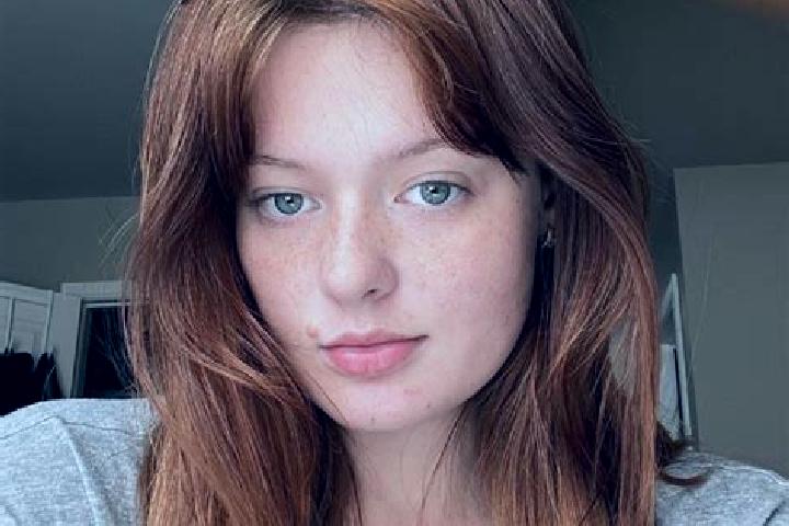 Olivia, 24, a auburn brown-eyed mediterranean companion based in Paragon. Offering GFE, A-Level, Dinner Date, OWO. Available for incall and outcall, overnigh...
