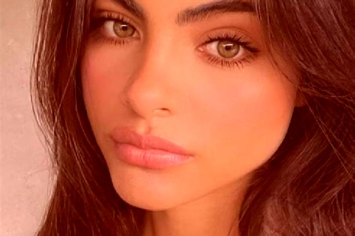 Olivia, 24, a black green-eyed latina companion based in Agara. Offering 69, BDSM, Duos, Couples. Available for incall and outcall, overnight bookings availa...