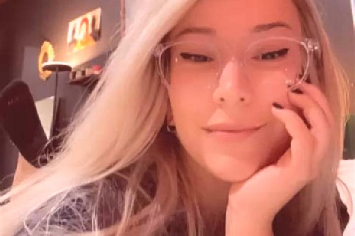 Olivia, 24, a blonde amber-eyed indian companion based in Les Landes-Genusson. Offering Striptease, A-Level, Overnight, Party Girl. Available for incall and ...
