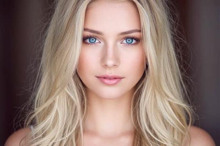 Olivia, 24, a blonde dark-eyed mixed companion based in Glenic. Offering Couples, Roleplay, Tantra, BDSM, 69. Available for incall and outcall, overnight boo...