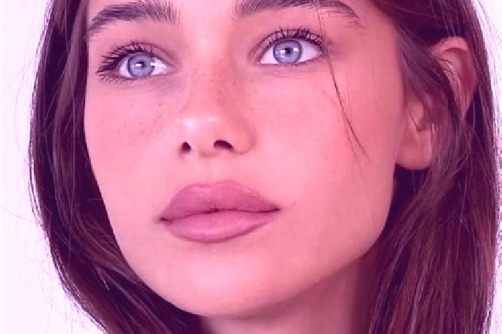 Olivia, 24, a brunette amber-eyed mixed companion based in San Zeno di Montagna. Offering Deep French Kissing, Erotic Massage, Party Girl, OWO, Massage. Avai...