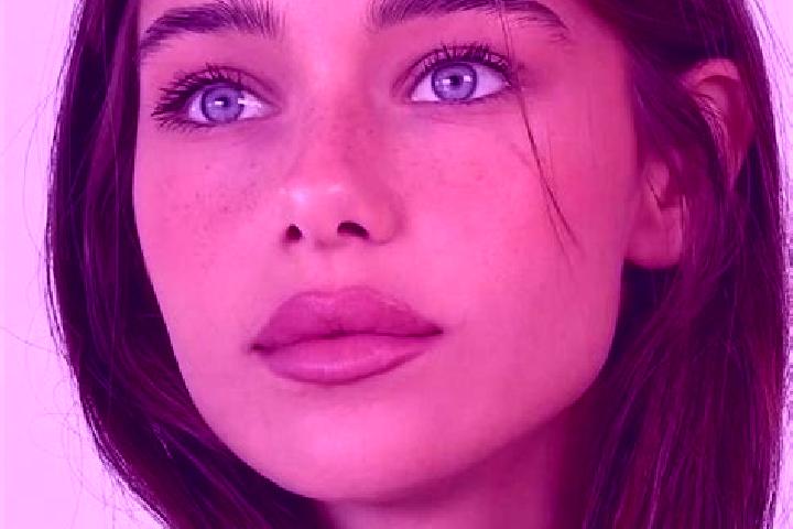 Olivia, 24, a brunette brown-eyed middle eastern companion based in Mbinda. Offering Deep French Kissing, Fetish, Travel Companion, BDSM. Available for incal...
