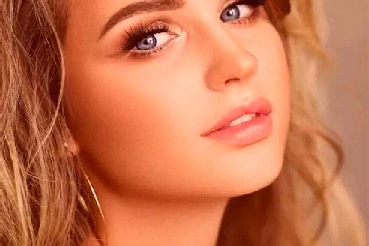 Olivia, 24, a dark blonde blue-eyed mediterranean companion based in Pedernales. Offering Roleplay, Couples, Party Girl. Available for incall and outcall, da...