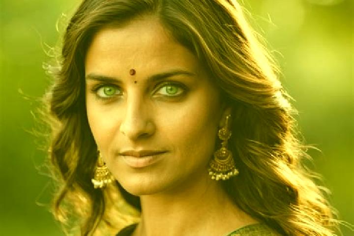 Olivia, 24, a red green-eyed indian companion based in Turulung. Offering Fetish, CIM, Travel Companion. Available for incall and outcall, overnight bookings...