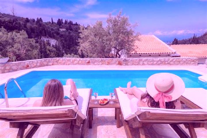 Olivia, 24 — Escort in Apolpaina, Greece