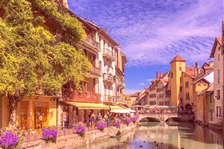 Olivia, 24 — Escort in Lussat, France