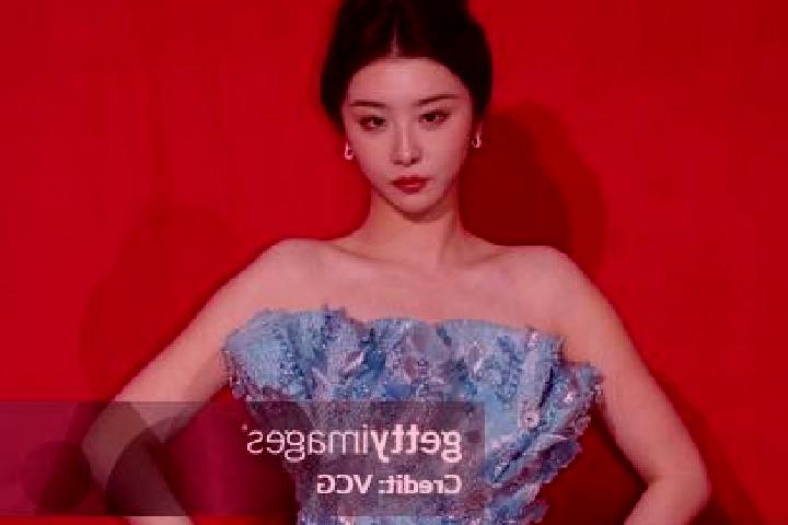 Olivia, 24 — Escort in Xiaotang, China